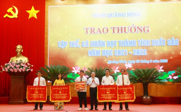 THPT Tiên Yên đạt thành tích xuất sắc trong phong trào thi đua năm học 2021-2022